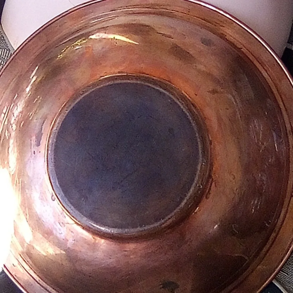 Vintage Solid Copper Fruit Bowl. - Picture 2 of 4
